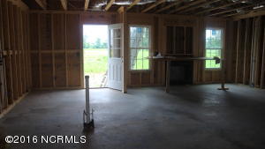 172 Gregory Fork Rd, Richlands, NC 28574 photo 7