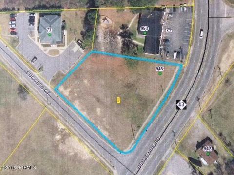 945 Benvenue Rd, Rocky Mount, NC 27804