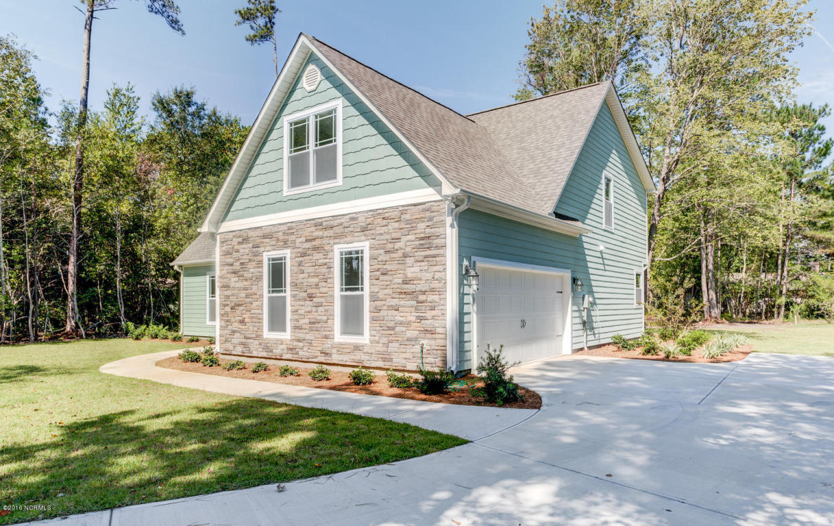 104 Heather Ct, Hampstead, NC 28443 photo 2