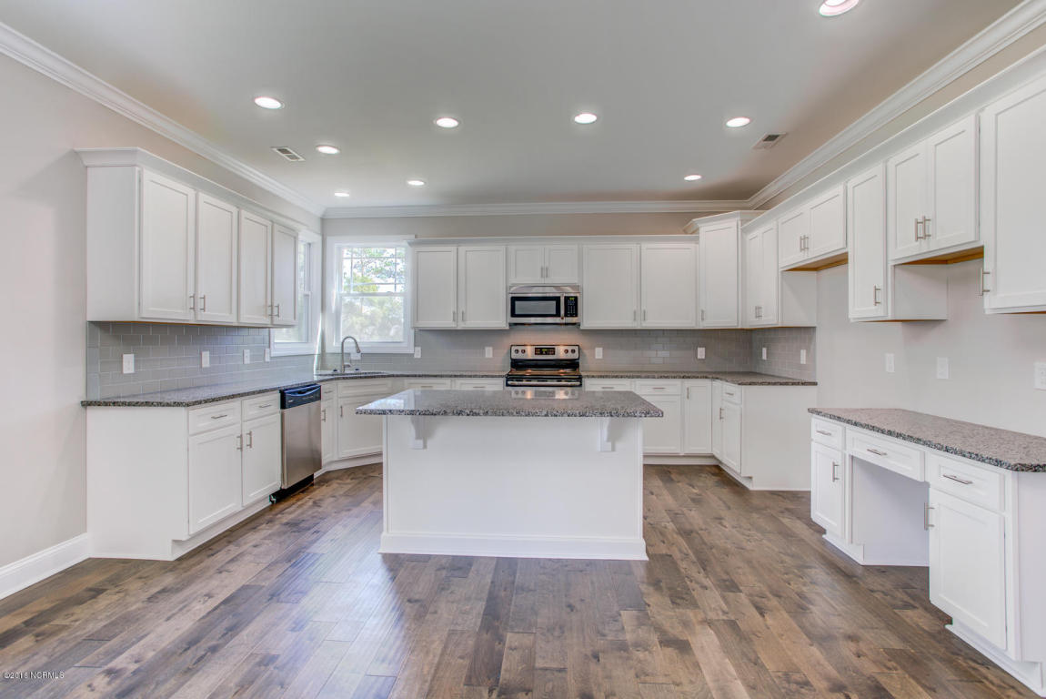 104 Heather Ct, Hampstead, NC 28443 photo 7