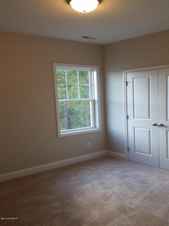 303 Summer Ducks Dr, Hampstead, NC 28443 photo 14