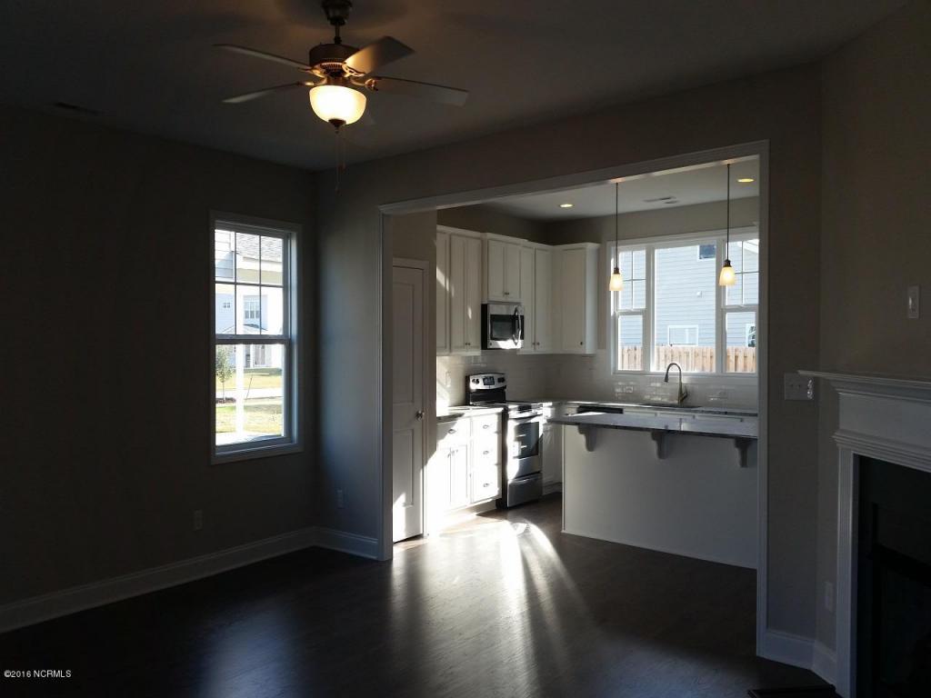 303 Summer Ducks Dr, Hampstead, NC 28443 photo 6