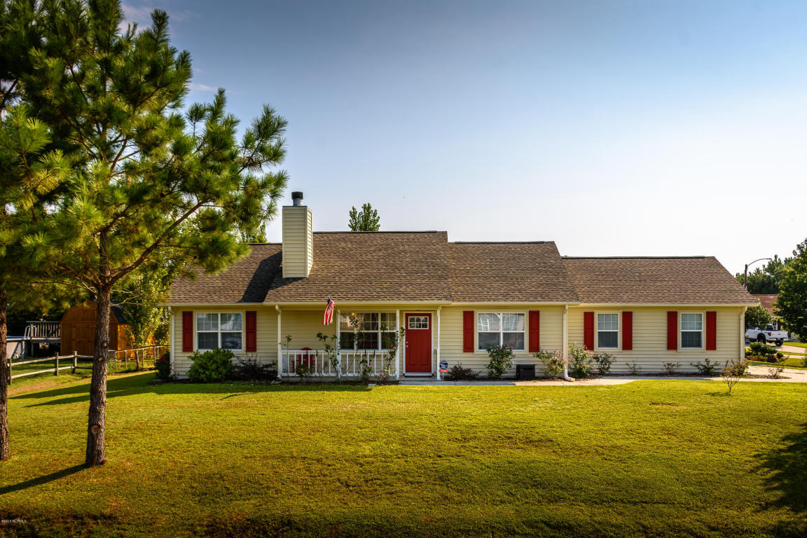 304 Foxridge Ln, Hubert, NC 28539 photo 4