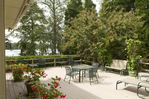 136 Catnip Point Rd, Bath, NC 27808 photo 3
