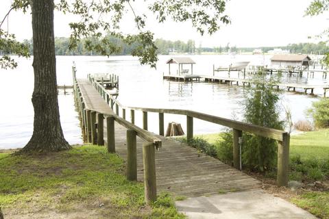 136 Catnip Point Rd, Bath, NC 27808 photo 4