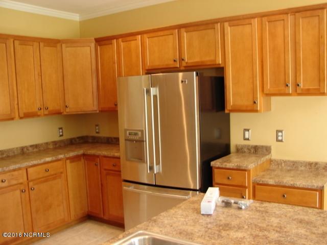 110 Lafitte Dr, Hubert, NC 28539 photo 4