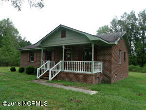 8959 Point Caswell Rd, Atkinson, NC 28421 photo 1