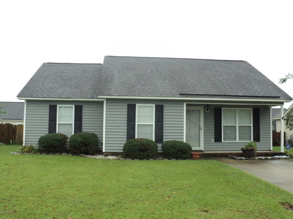 3789 Dover Dr, Ayden, NC 28513 photo 2