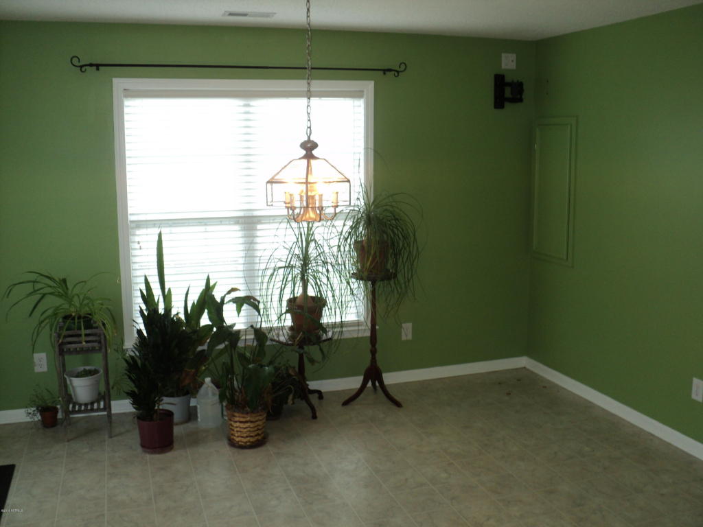 3789 Dover Dr, Ayden, NC 28513 photo 8