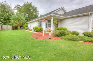 123 Red Bird Ln, Hampstead, NC 28443 photo 2