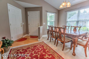 123 Red Bird Ln, Hampstead, NC 28443 photo 3