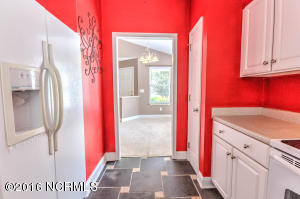 123 Red Bird Ln, Hampstead, NC 28443 photo 9