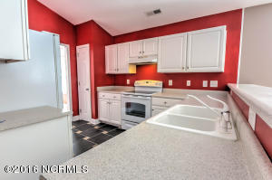 123 Red Bird Ln, Hampstead, NC 28443 photo 7