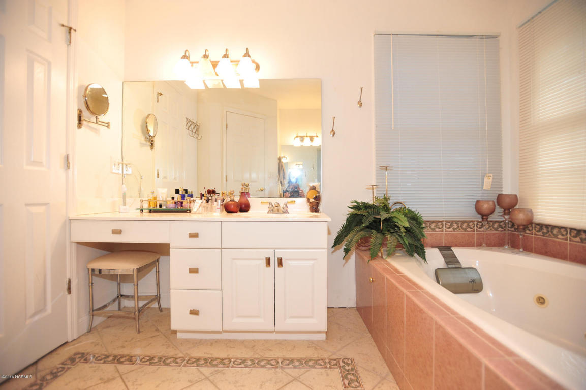 1126 Gregory Fork Rd, Richlands, NC 28574 photo 91