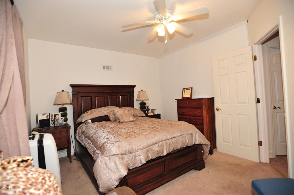 1126 Gregory Fork Rd, Richlands, NC 28574 photo 121