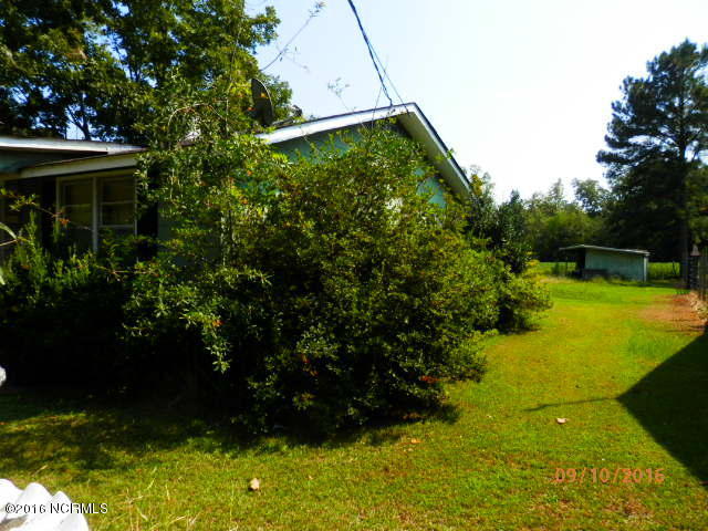 205 W 3rd Ave, Chadbourn, NC 28431 photo 7