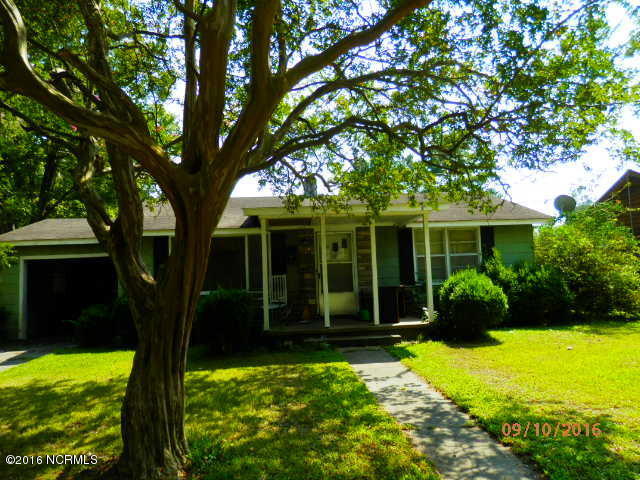 205 W 3rd Ave, Chadbourn, NC 28431 photo 1