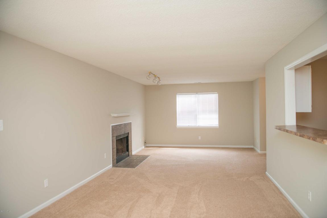 3025 E Windgate Ct, Jacksonville, NC 28546 photo 8