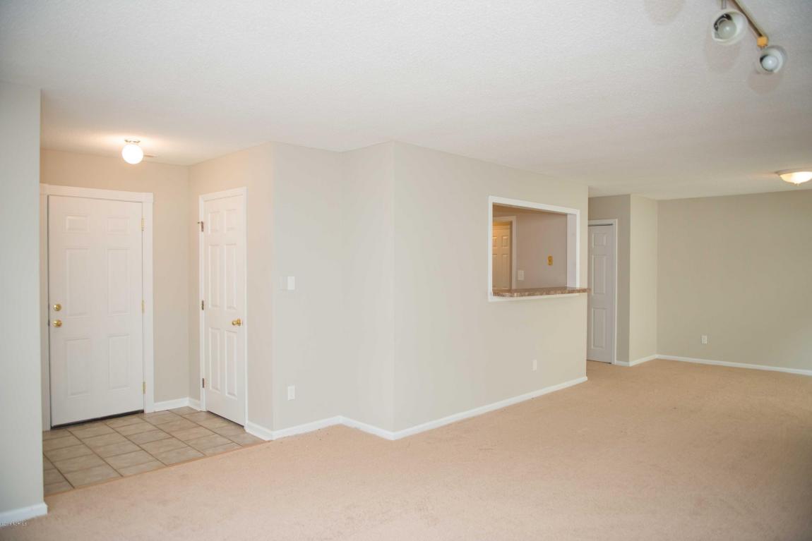 3025 E Windgate Ct, Jacksonville, NC 28546 photo 5