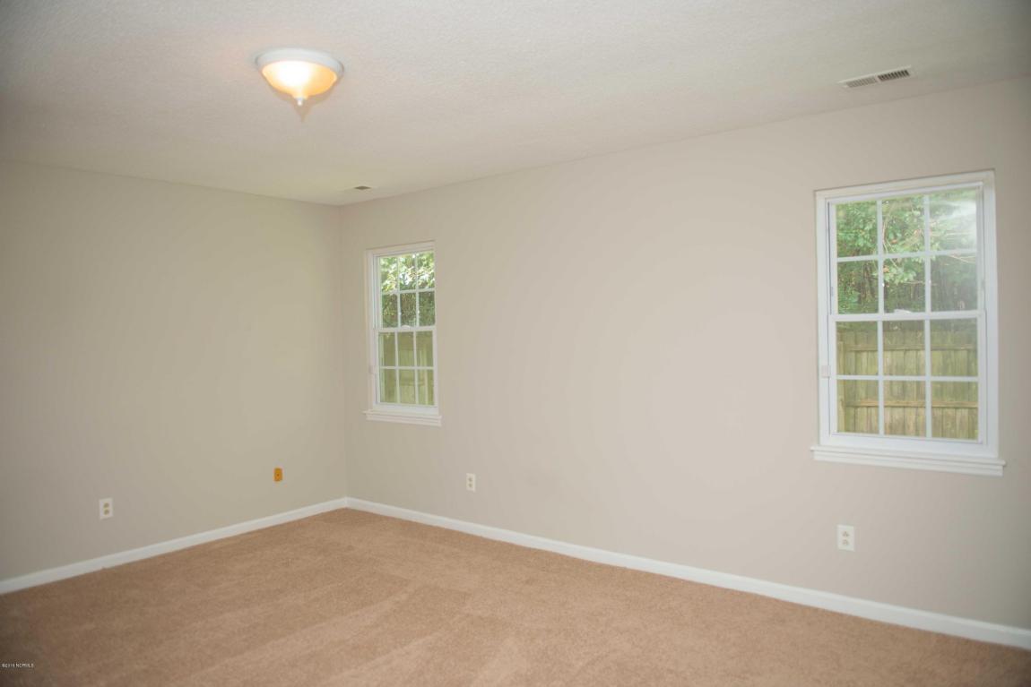 3025 E Windgate Ct, Jacksonville, NC 28546 photo 18