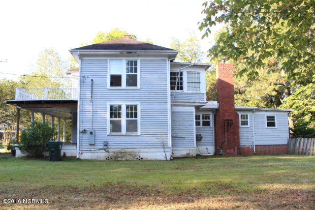 608 Elm St, Weldon, NC 27890 photo 4
