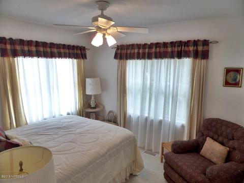 288 Salter Path Rd, Pine Knoll Shores, NC 28512 photo 16