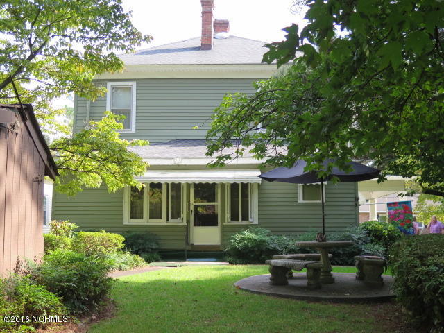 103 E Johnson St, Clinton, NC 28328 photo 6