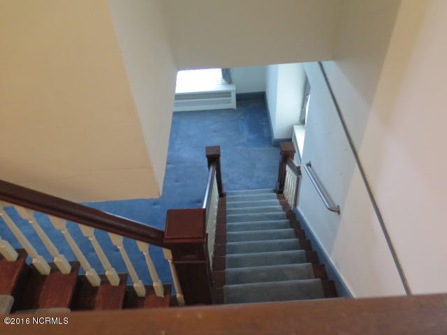 103 E Johnson St, Clinton, NC 28328 photo 19