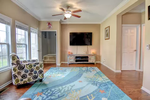 106 Friendly Ln, Hampstead, NC 28443 photo 17