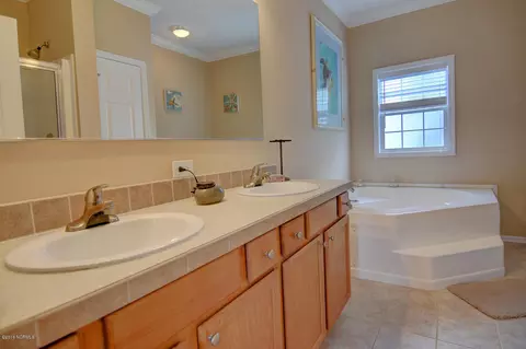 106 Friendly Ln, Hampstead, NC 28443 photo 9