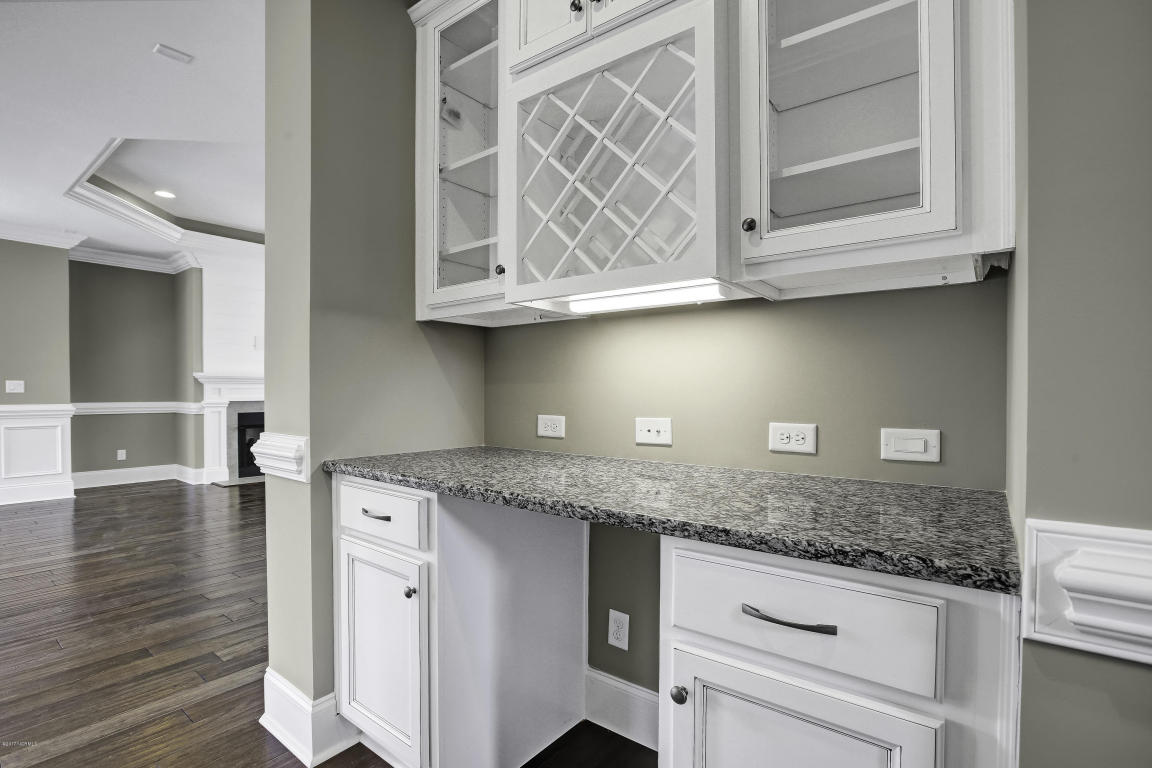 876 Avila Ave, Hampstead, NC 28443 photo 6