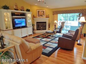 717 Fairway Dr E, Sunset Beach, NC 28468 photo 7