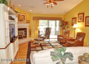 717 Fairway Dr E, Sunset Beach, NC 28468 photo 8