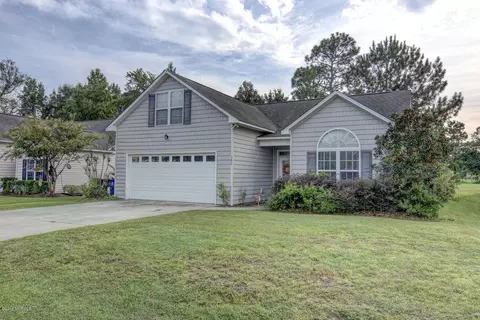 306 Azalea Dr, Hampstead, NC 28443 photo 2