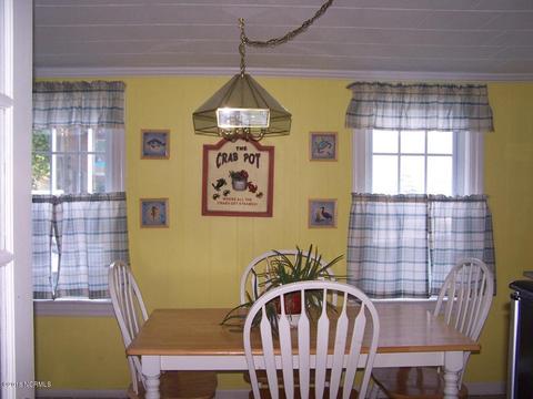 124 S Main St, Bath, NC 27808 photo 4
