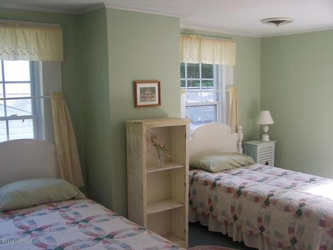 124 S Main St, Bath, NC 27808 photo 10