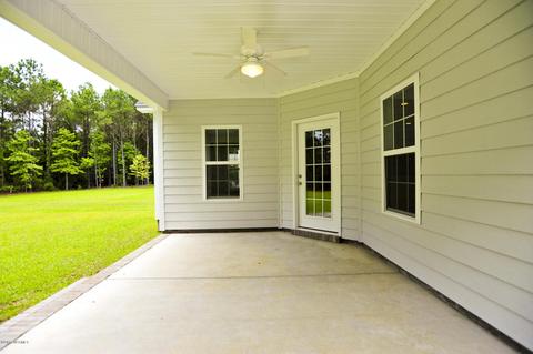 59 Thatcher Dr, Rocky Point, NC 28457 photo 6
