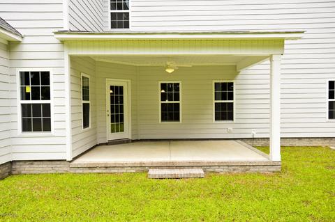 59 Thatcher Dr, Rocky Point, NC 28457 photo 5