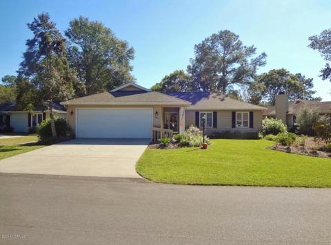 682 Fairway Dr E, Sunset Beach, NC 28468 photo 1