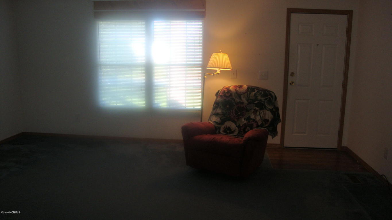 106 Bay St, Teachey, NC 28464 photo 15