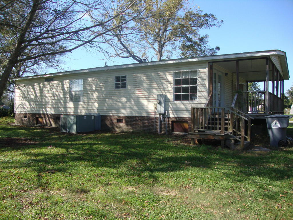 106 Bay St, Teachey, NC 28464 photo 7