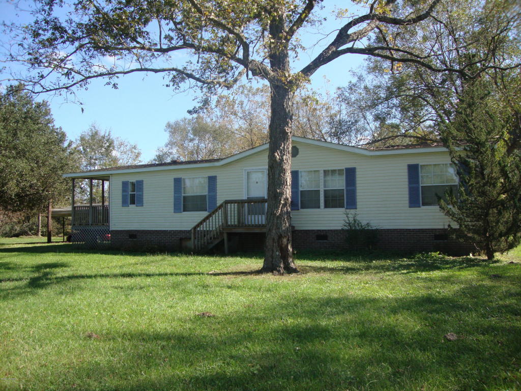 106 Bay St, Teachey, NC 28464 photo 1