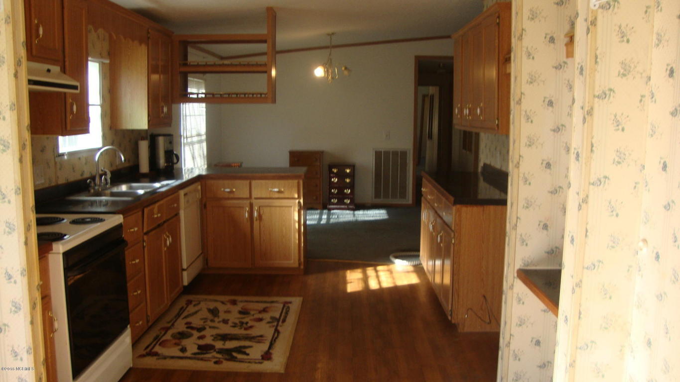 106 Bay St, Teachey, NC 28464 photo 10