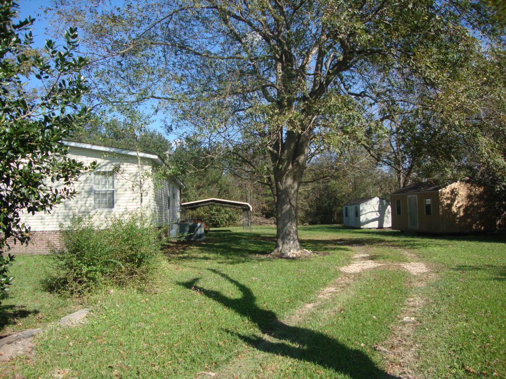 106 Bay St, Teachey, NC 28464 photo 8