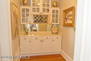 323 College Ave, Washington, NC 27889 photo 9