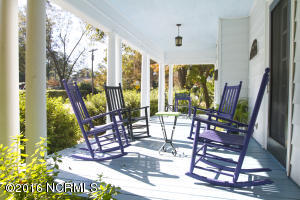 323 College Ave, Washington, NC 27889 photo 2