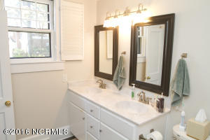 323 College Ave, Washington, NC 27889 photo 18