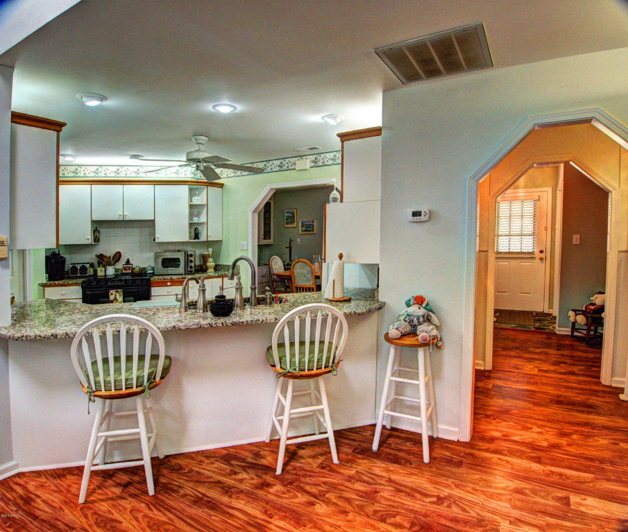 208 Windjammer E, Emerald Isle, NC 28594 photo 5