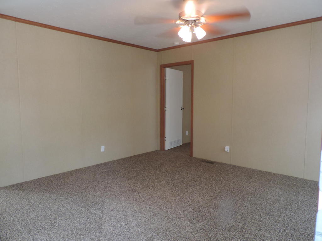 2896 Rooks Rd, Atkinson, NC 28421 photo 5