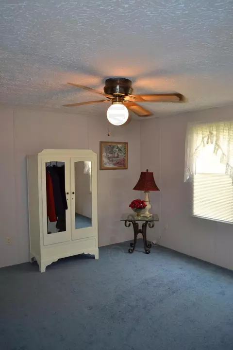 110 Pond View Cir, Hampstead, NC 28443 photo 19